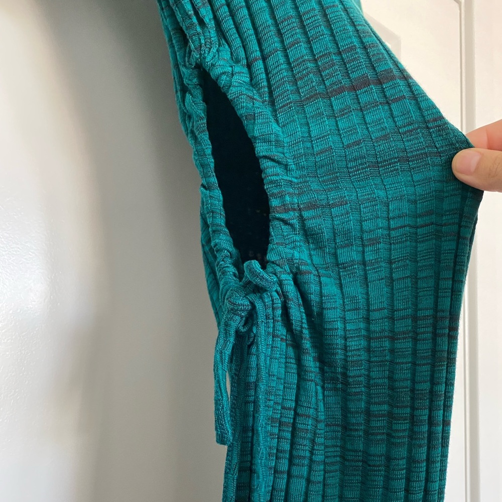 ZARA GREEN DRESS 👗 - Picture 4 of 10